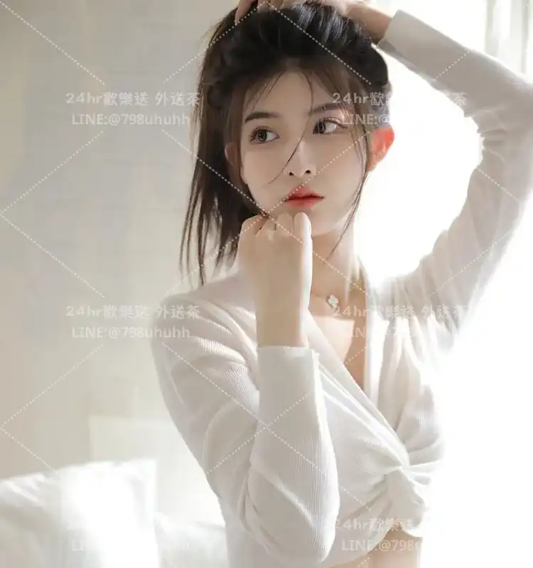 唅沁