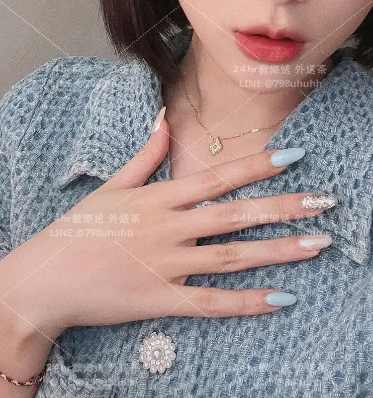 彤彤