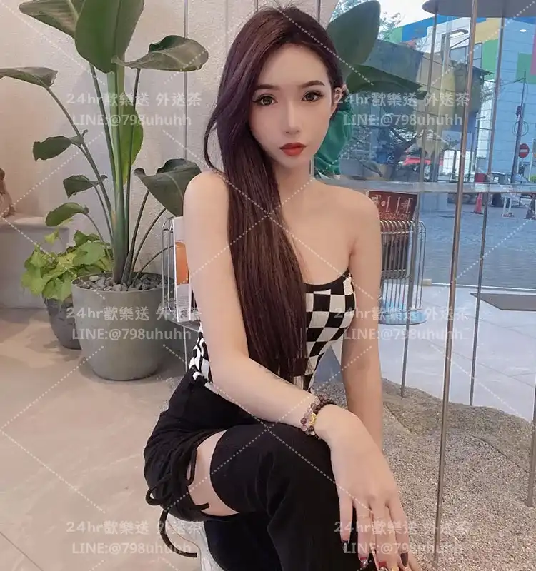 莉莉