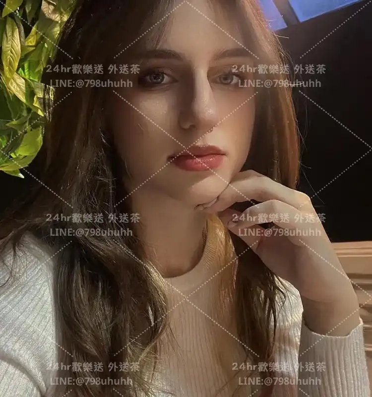 赫莉